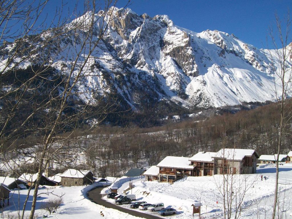 Gite Le Shantone Hotel Saint-Michel-de-Maurienne Exterior foto
